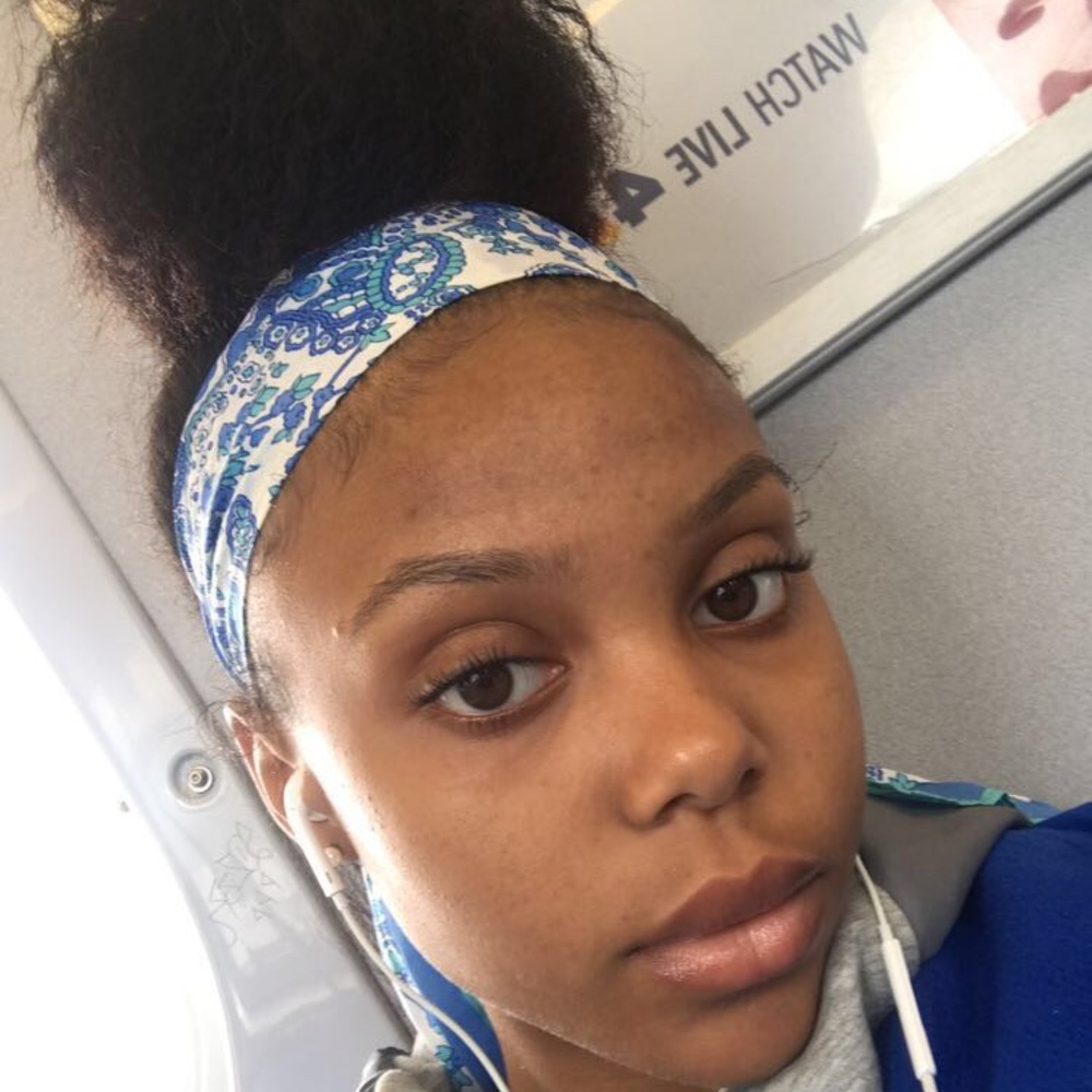 Meet your Posher, Kayla